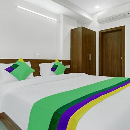 Hotel Treebo Raga à Visakhapatnam Extérieur photo