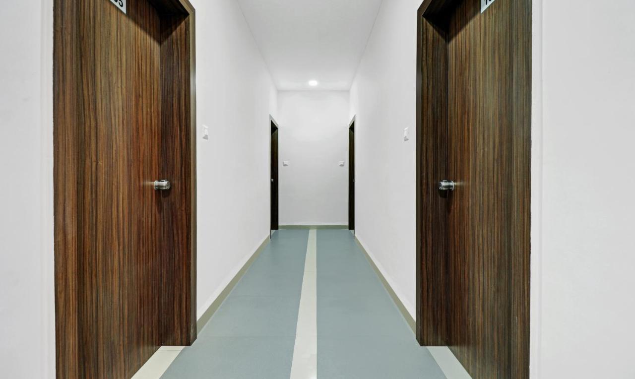 Hotel Treebo Raga à Visakhapatnam Extérieur photo